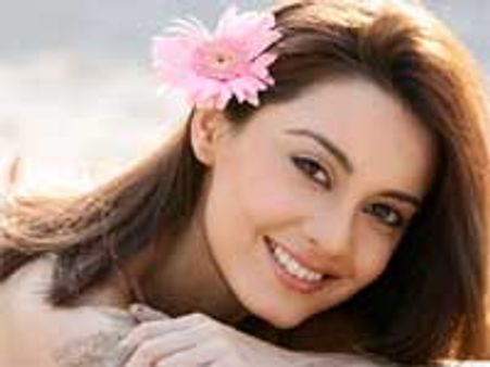 ಕನ್ನಡಕ್ಕೆ ಬಾಲಿವುಡ್ ಬಿಚ್ಚಮ್ಮ ಮಿನೀಷಾ ಲಂಬ