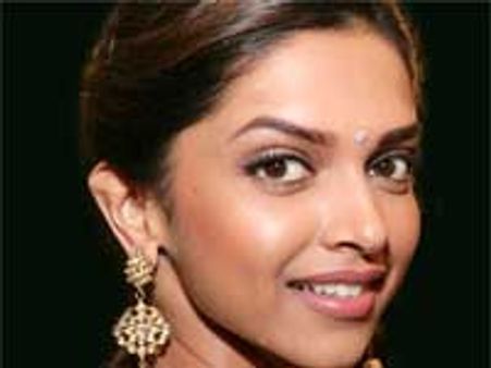 ರಣಬೀರ್‌‍ಗೆ ದೀಪಿಕಾ ಕಾಂಡೋಮ್ ಉಡುಗೊರೆ