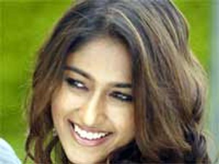 ಈ ವಾರ ಆರು ಮಂದಿ ಆಮದು ಬೆಡಗಿಯರ ದರ್ಬಾರ್