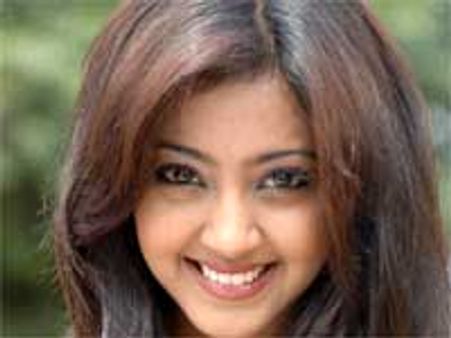 'ಫ್ಲ್ಯಾಟ್' ನಲ್ಲಿ ಚಿಗರೆ ಕಂಗಳ ತಾರೆ ಐಂದ್ರಿತಾ ರೇ