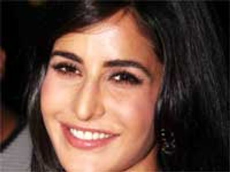 ತಾರೆ ಕತ್ರಿನಾ ಕೈಫ್ ಸ್ನಿಗ್ಧ ಸೌಂದರ್ಯ ವಿವಸ್ತ್ರ!