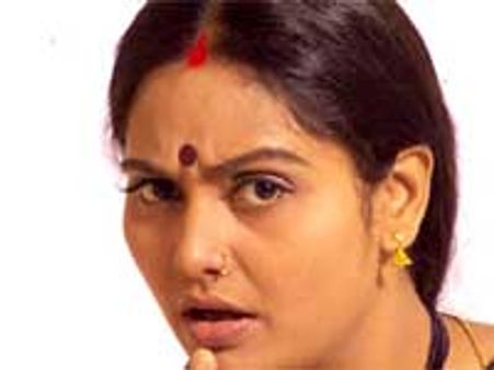 'ಮಾಯದಂಥ ಮಳೆ'ಯಲ್ಲಿ ಹುಡುಗಿ ಹುಡುಕಾಟ