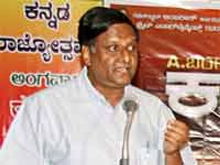 ಕಾಲ್ಗೆಜ್ಜೆ ಚಿತ್ರತಂಡದಿಂದ ಶಿವಮೊಗ್ಗದಲ್ಲಿ ರಕ್ತದಾನ