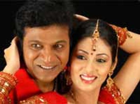 ನರ್ತಕಿ ಚಿತ್ರಮಂದಿರದಲ್ಲಿ ಮೈಲಾರಿಗೆ ಕ್ಷೀರಾಭಿಷೇಕ