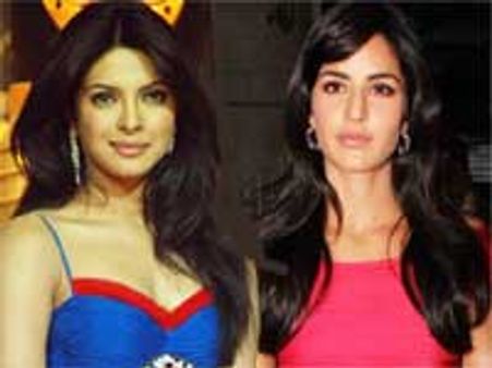 ಕತ್ರಿನಾ, ಪ್ರಿಯಾಂಕಾ ಚೋಪ್ರಾ ಮನೆ ಮೇಲೆ ಐಟಿ ದಾಳಿ