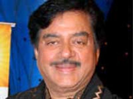 ನಟ ಶತ್ರುಘ್ನ ಸಿನ್ಹಾ ವಿರುದ್ಧ ಬಂಧನದ ವಾರಂಟ್