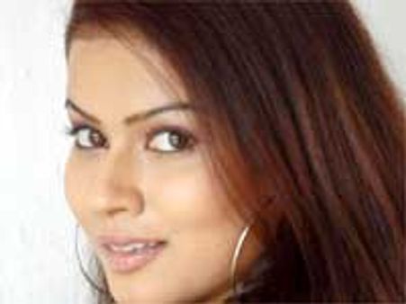 ಶರ್ಮಿಳಾ ಮಾಂಡ್ರೆಗೆ ಬಯಸದೆ ಬಂದ ಭಾಗ್ಯ