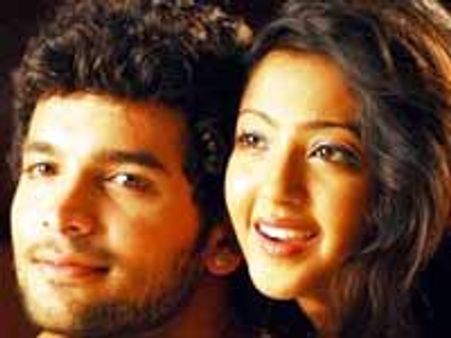 ಪಾರಿಜಾತ ಹಿಡಿದು ಕುಣಿಯುತ್ತಿರುವ ಮನಸಾರೆ ಜೋಡಿ