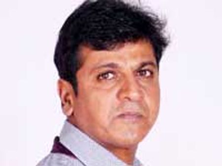 ಕಿಚ್ಚ ಸುದೀಪ್ ಜತೆ ಕೈಜೋಡಿಸಿದ ಹ್ಯಾಟ್ರಿಕ್ ಹೀರೋ