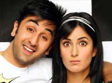 ವಿಮಾನದಲ್ಲಿ ಸರಸವಾಡುತ್ತಾ ಸಿಕ್ಕಿಬಿದ್ದ ರಣಬೀರ್, ಕತ್ರಿನಾ