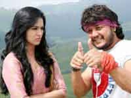 ಈಜಿಪ್ಟ್, ಜೋಡಾನ್ ಸುತ್ತಿ ಬಂದ ಗೊಲ್ಡನ್ ಸ್ಟಾರ್