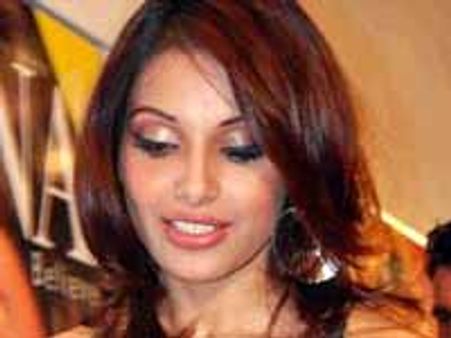 ಬೆಡಗಿ ಬಿಪಾಶಾ ಬಸು ಮಾಡಿಕೊಂಡ ದೊಡ್ಡ ಯಡವಟ್ಟು