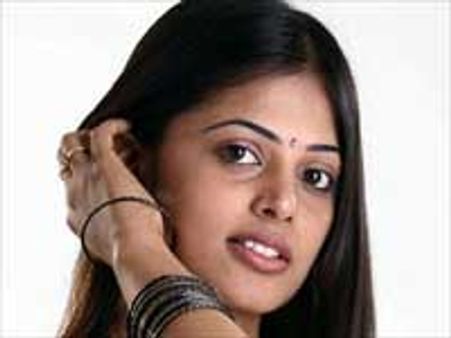 ತಾಯ್ತನದ ಖುಷಿಯಲ್ಲಿ ಬೆಂಗಳೂರು ಬೆಡಗಿ ಸಿಂಧು ಮೆನನ್