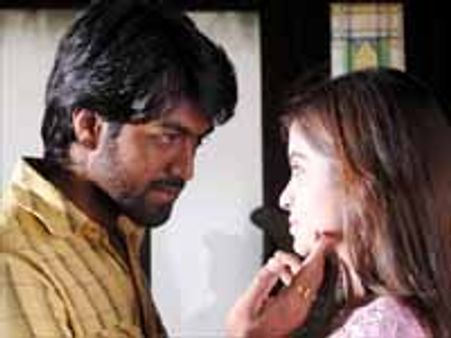 'ರಾಜಧಾನಿ' ಎಕ್ಸ್‌ಪ್ರೆಸ್‌ನಂತೆ ಮುನ್ನುಗ್ಗಲಿ: ಗೃಹಸಚಿವ