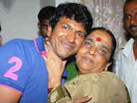 ಬಾಕ್ಸಾಫೀಸ್ ರಾಜ ಪುನೀತ್‌ಗೆ ಹುಟ್ಟುಹಬ್ಬ ಶುಭಾಶಯ