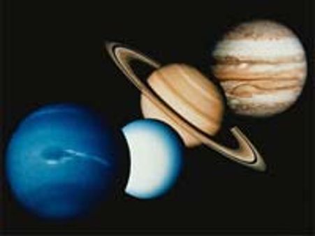 ಭೀತಿ ಹುಟ್ಟಿಸುವ ಜ್ಯೋತಿಷಿಗಳಿಗೆ ಶಿಕ್ಷೆ ಏಕಿಲ್ಲ?