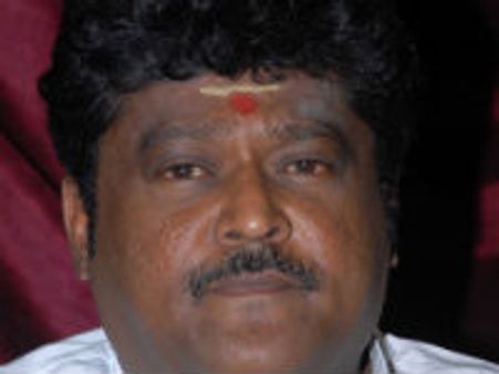 ಗಾಂಧಿನಗರದಲ್ಲಿ ನವರಸ ನಾಯಕನಿಗಾದ ಕಹಿ ಅನುಭವ