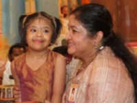 ಈಜು ಕೊಳಕ್ಕೆ ಬಿದ್ದು ಗಾಯಕಿ ಚಿತ್ರಾ ಮಗಳ ದುರಂತ ಸಾವು