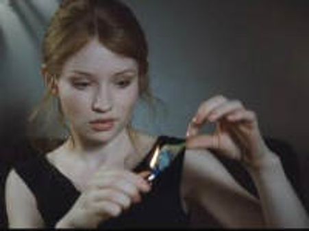 ವೇಶ್ಯಾವಾಟಿಕೆ ಹಾಟ್ ಚಿತ್ರಕ್ಕೆ ಬೇಜಾನ್ ಕತ್ತರಿ