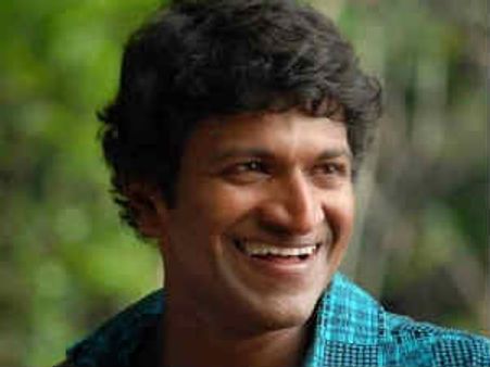 ಪುನೀತ್ ಟ್ವಿಟ್ಟರ್, ಫೇಸ್‌ಬುಕ್, ಆರ್ಕುಟ್ ಅಕೌಂಟ್‌ಗಳು ನಕಲಿ