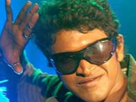 ಮಿಲನ ಚಿತ್ರದಲ್ಲಿ ಹಿಂದಿ ಮತ್ತು ತಮಿಳು ಚಿತ್ರಗಳ ಛಾಯೆ!