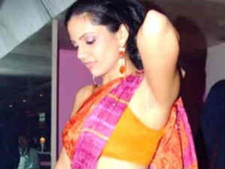 ಪೀಪಲ್ ಮ್ಯಾಗಜಿನ್‌‍‌ನಲ್ಲಿ ಗರ್ಭಿಣಿ ಮಂದಿರಾ ಬೇಡಿ