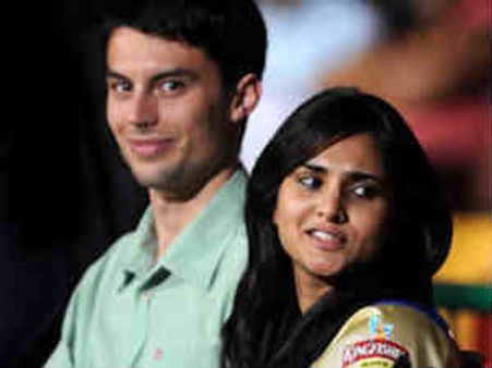 ಸಾಗರ್ ಚಿತ್ರಮಂದಿರದಲ್ಲಿ ಬಾಯ್‌ಫ್ರೆಂಡ್ ಜೊತೆ ರಮ್ಯಾ