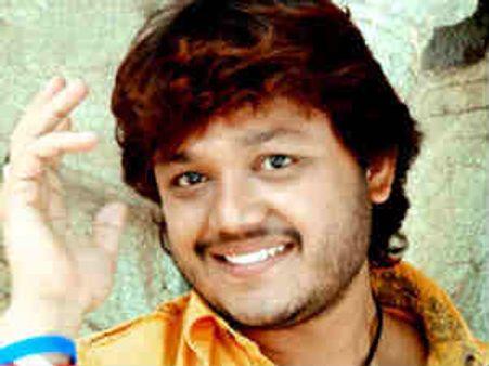 ಎಸ್ ನಾರಾಯಣ್ ಆಕ್ಷನ್, ಕಟ್‌ನಲ್ಲಿ ಗೋಲ್ಡನ್ ಸ್ಟಾರ್