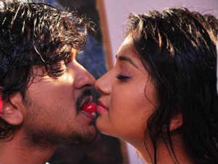 ಎರಡು ಚಿತ್ರಗಳ ಸಿನಿಸಿಕೆ ಖದೀಮರು, ಒಲವಿನ ಗೆಳತಿ