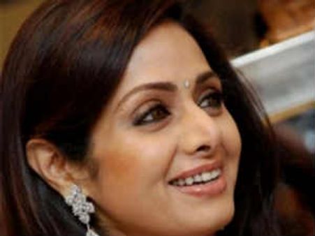 ಅಮಿತಾಬ್ ಜೋಡಿಯಾಗಿ ಶ್ರೀದೇವಿ ರೀ ಎಂಟ್ರಿ ?