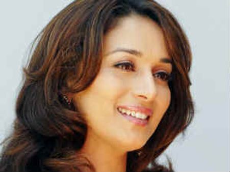 ಹುಸೇನ್ ಸಾವಿಗೆ ಕಂಬನಿ ಮಿಡಿದ ಗಜ ಗಾಮಿನಿ ಮಾಧುರಿ