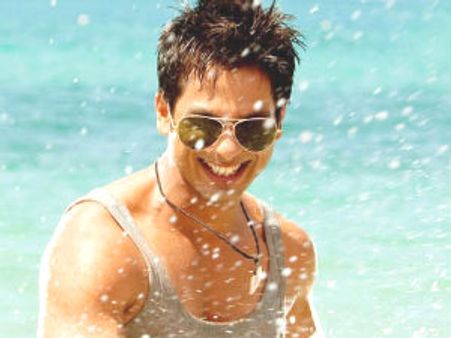 ಶಾಹಿದ್ ಈಗ ಏಷ್ಯಾದ ಅತ್ಯಂತ ಶಾಕಾಹಾರಿ ಕಾಮ ಪುರುಷ