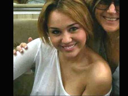 ಟ್ವಿಟ್ಟರ್‌ನಲ್ಲಿ ಹೊಸತಳಿಯ ಅಪ್ಪೆಮಿಡಿ ಪ್ರದರ್ಶನ!!