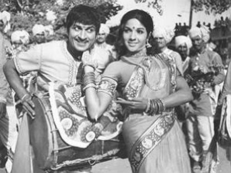 ತಿಮ್ಮಪ್ಪನ ಲಾಡುಗಿಂತ ಡಾ.ರಾಜ್ ಲಾಡು ರುಚಿ, ಏನಂತೀರಿ?