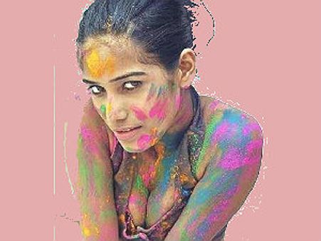 ವಿವಾದಿತ ಮಾಡೆಲ್ ಪೂನಂ ಪಾಂಡೆಗೆ 2 ಕೋಟಿಯ ಬಿಗ್‌ ಆಫ‌ರ್‌!