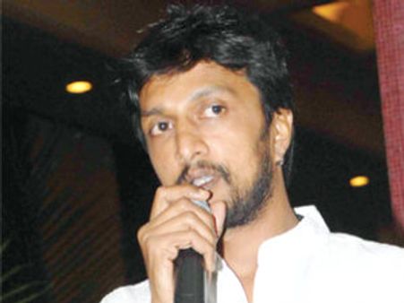 ರಾಜಕೀಯ ಎಂಟ್ರಿ ಬಗ್ಗೆ ಮೌನ ಮುರಿದ ಸುದೀಪ್