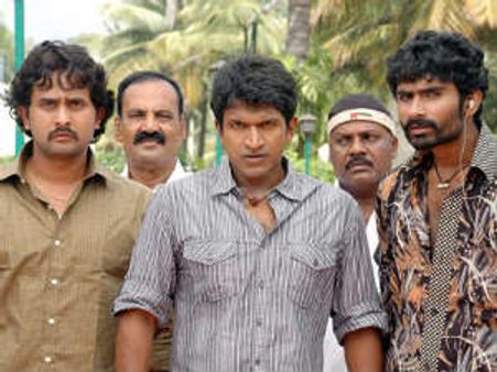 ಎರಡು ಸೂಪರ್, ಆರು ಹಿಟ್, ಉಳಿದದ್ದು ಅಕ್ಕಿಹಿಟ್ಟು