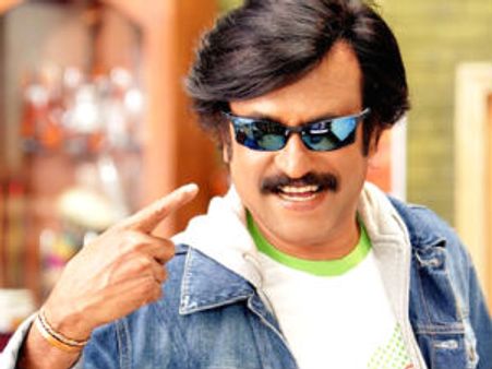 ಮನೆಯಲ್ಲೇ ಕೂತು ಅಣ್ಣಾಗೆ ಜೈ ಎಂದ ರಜನಿಕಾಂತ್!