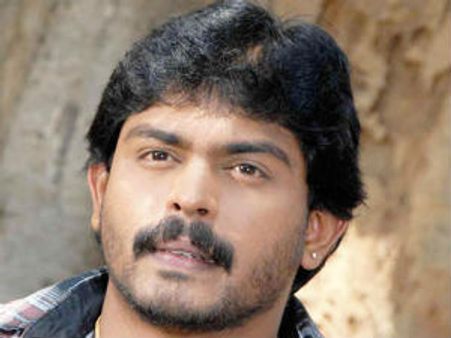 ನಟ ದೀಪಕ್ ಸತ್ತಿಲ್ಲ, ಪವಾಡ ಸದೃಶ ಪಾರು