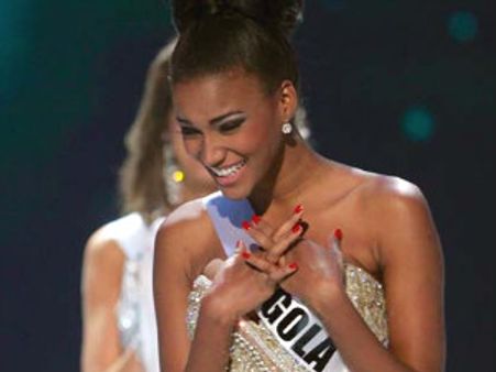 ಕಪ್ಪು ಸುಂದರಿ ಲೈಲಾ ಮುಡಿಗೆ ಮಿಸ್ ಯೂನಿವರ್ಸ್ ಪಟ್ಟ