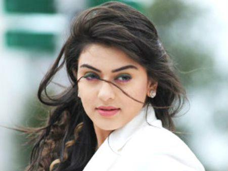 ಹಂಸಿಕಾ ಮೋತ್ವಾನಿಗೆ ರು.1.2 ಕೋಟಿ ಲಾಟರಿ!