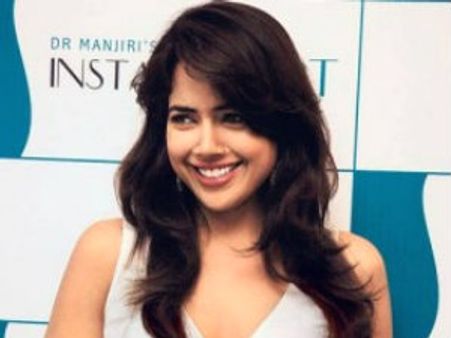 ರೆಡ್ಡಿ ಫ್ಯಾಮಿಲಿ ಮೇಲೆ ನಟಿ ಸಮೀರಾಗೆ ಎಲ್ಲಿಲ್ಲದ ಅಕ್ಕರೆ!