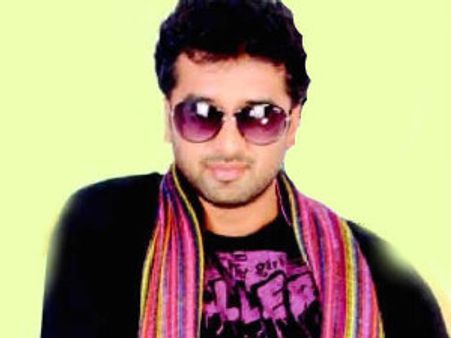 ರಿಯಲ್ ಟ್ರುಥ್ ಎಂಬ ಅಡಿಬರಹದ ಚಿತ್ರ ಅರ್ಧಸತ್ಯ!