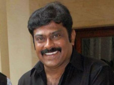 ಕೊಬ್ರಿ ಮಂಜು ಕೈಗೆ ತೆಂಗಿನ ಚಿಪ್ಪು ಕೊಟ್ಟ ರವಿಮಾಮ!