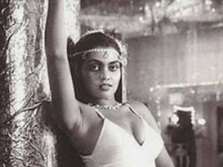 ಬಾರ್ ಗರ್ಲ್ 'ಸಿಲ್ಕ್ ಸ್ಮಿತಾ' ಆಗಿದ್ದು ಹೇಗೆ ?