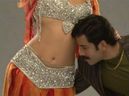 ವಿದ್ಯಾ ಬಾಲನ್ ಸೊಂಟದ ವಿಷ್ಯ ಬ್ಯಾಡವೋ ಶಿಷ್ಯ