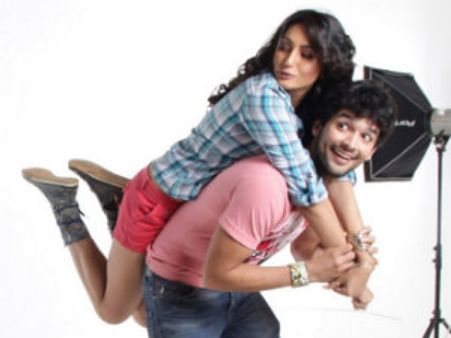 ಕಥೆಯೇ ಇಲ್ಲದ ಕುರುಡು 'ಕಾಂಚಾಣ' ಚಿತ್ರ ವಿಮರ್ಶೆ