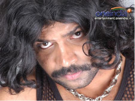 ಉದ್ಯಮಿ ಹೆಂಡತಿ ಜೊತೆ ವಿನೋದ್ ಪ್ರಭಾಕರ್ ಚಕ್ಕಂದ?