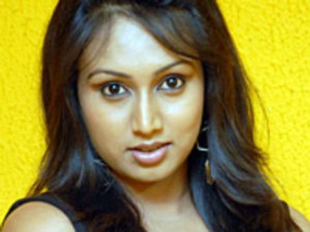 ತಮಿಳಿನ ಸೆಂದಿಲ್ ಚಿತ್ರಕ್ಕೆ ಕನ್ನಡ ಸಿನಿ ತಾರೆ ಸ್ಫೂರ್ತಿ ಆಯ್ಕೆ