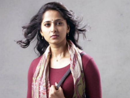 ಬೆಂಗಳೂರಿನಲ್ಲಿ ಬರ್ತ್ ಡೇ ಆಚರಿಸಿಕೊಂಡ ಅನುಷ್ಕಾ